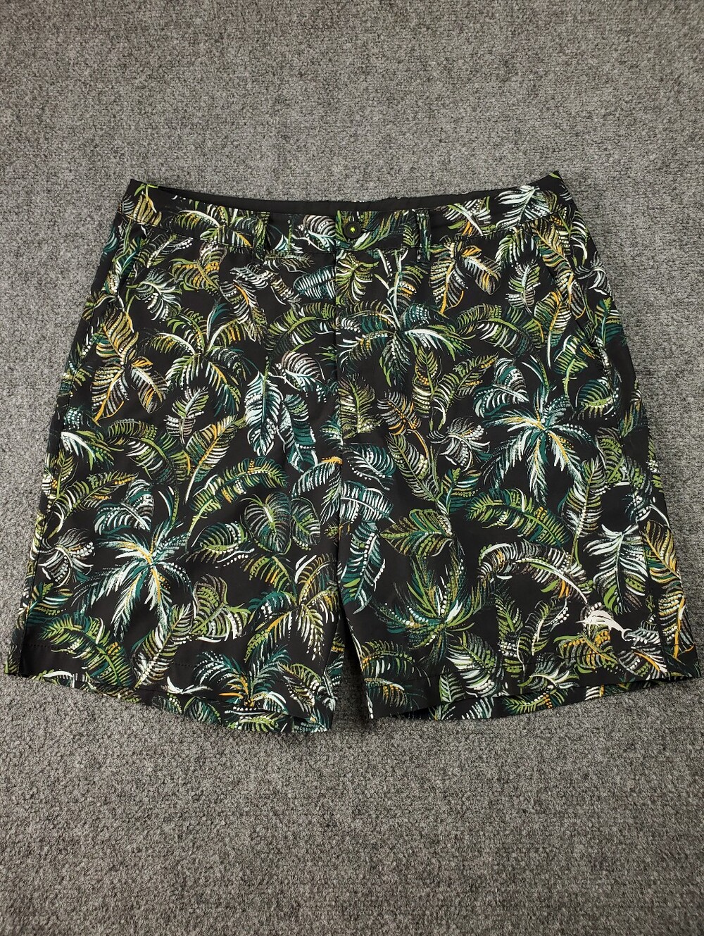 Tommy Bahama Island Active Hybrid Shorts Mens 34 Unlined Swim Trunks Palm Tree